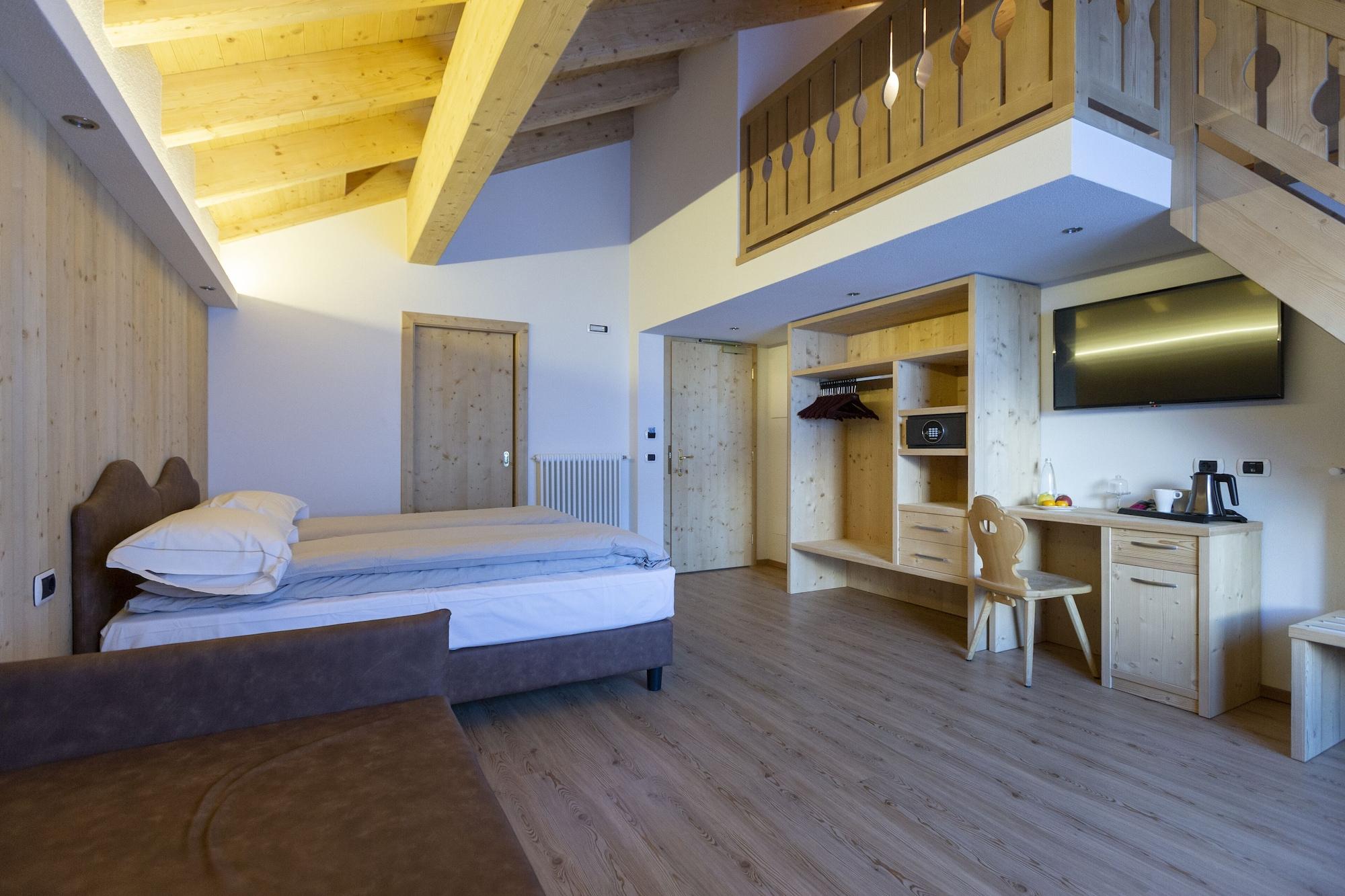 Hotel "La Suisse" Livigno Kültér fotó