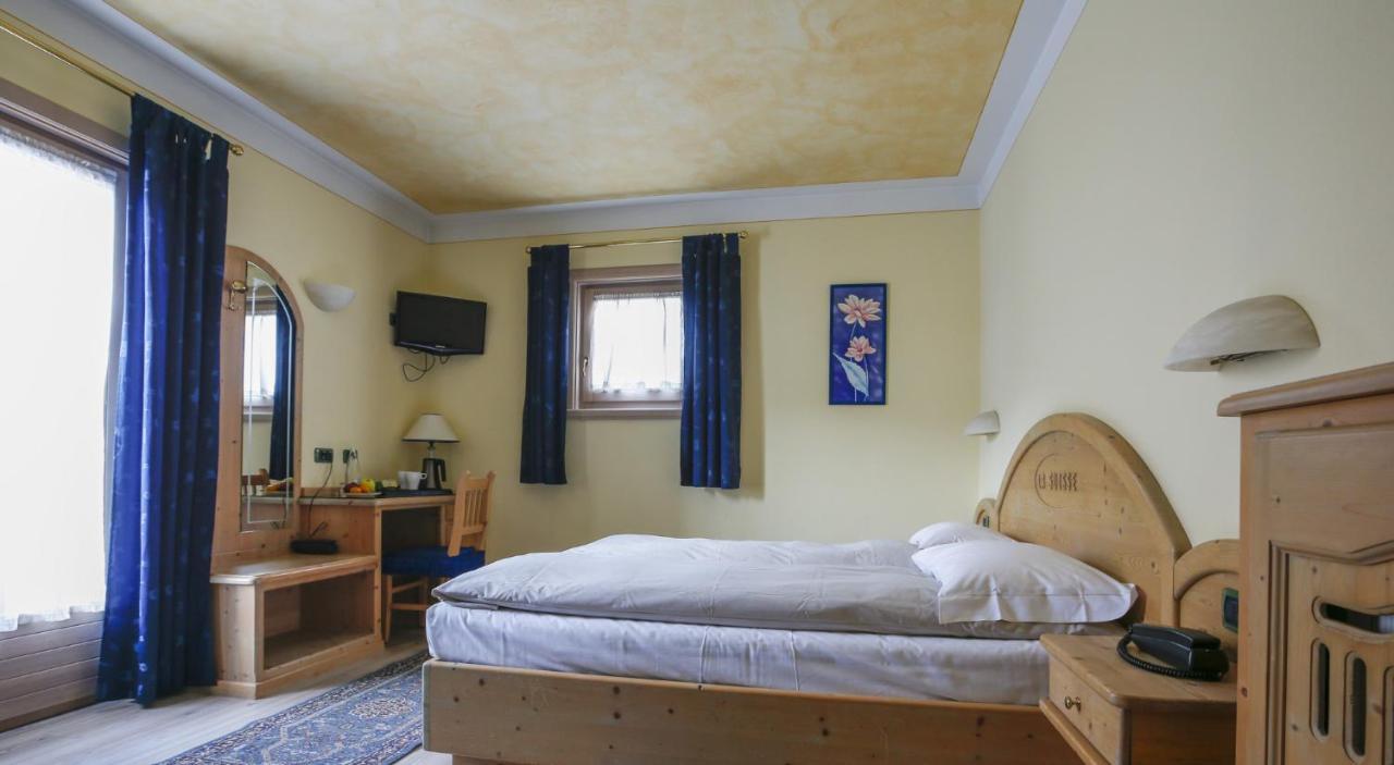 Hotel "La Suisse" Livigno Kültér fotó
