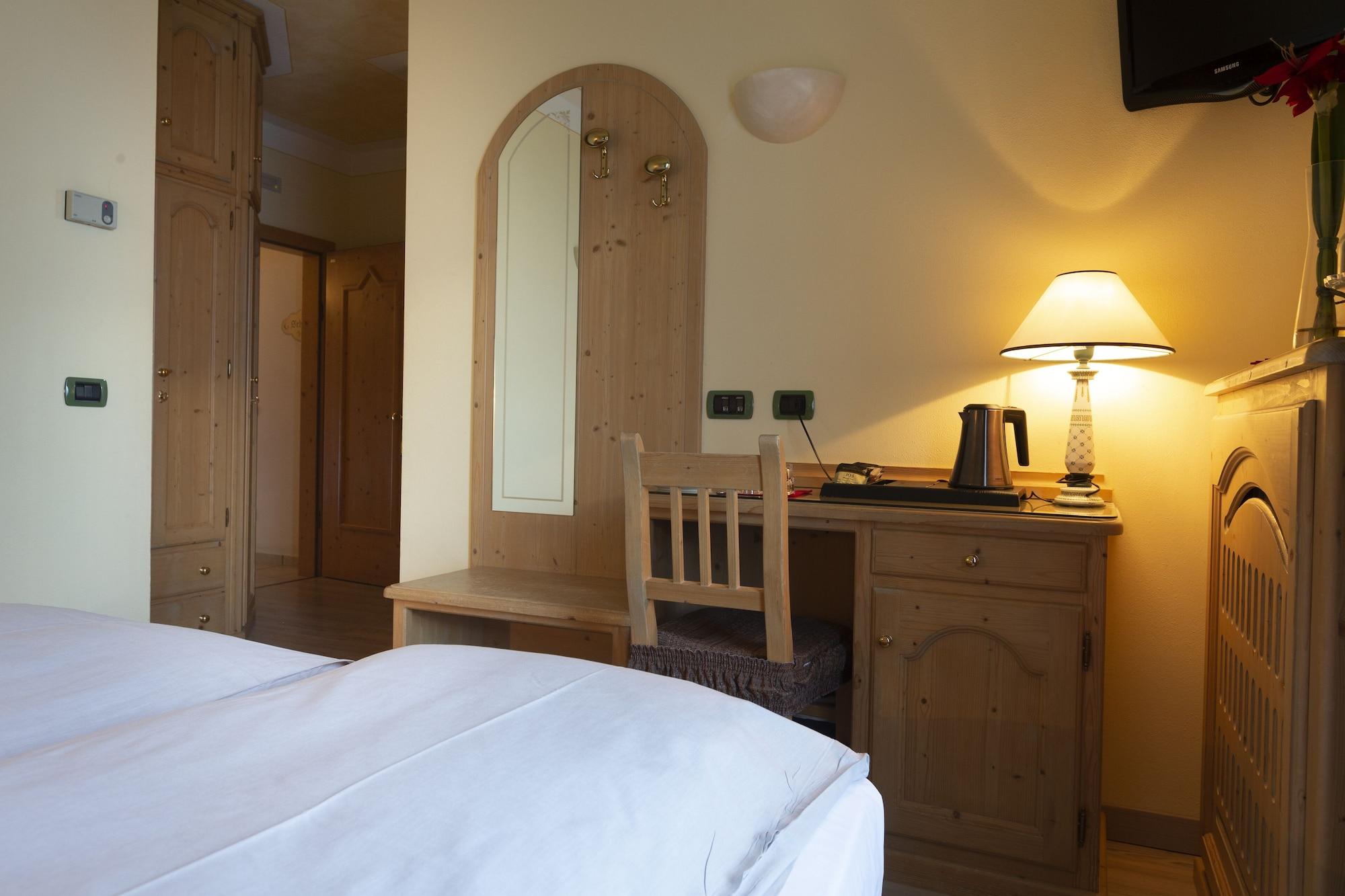 Hotel "La Suisse" Livigno Kültér fotó