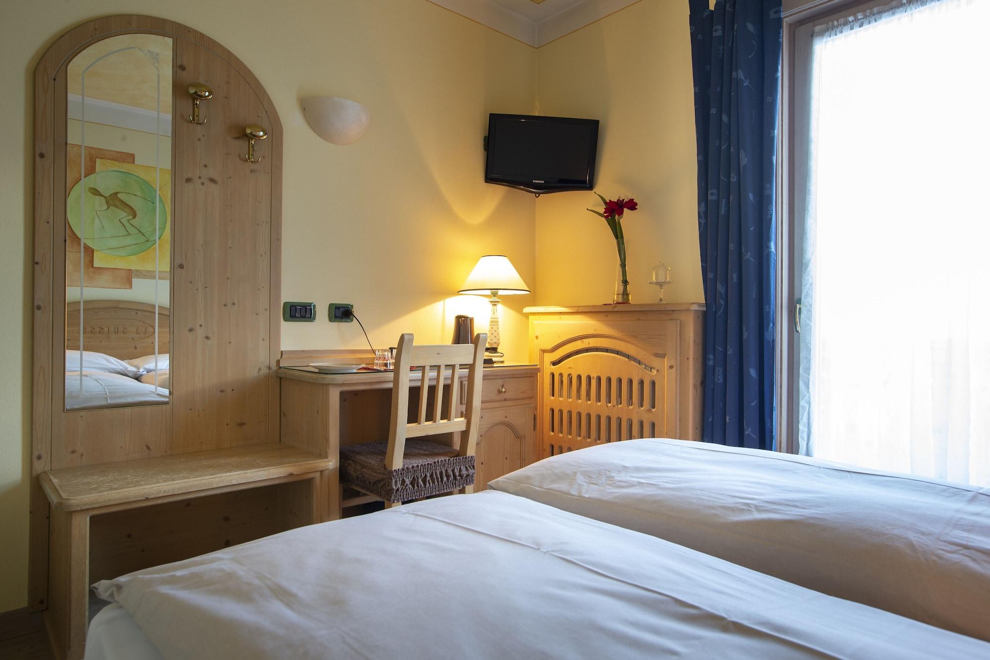 Hotel "La Suisse" Livigno Kültér fotó