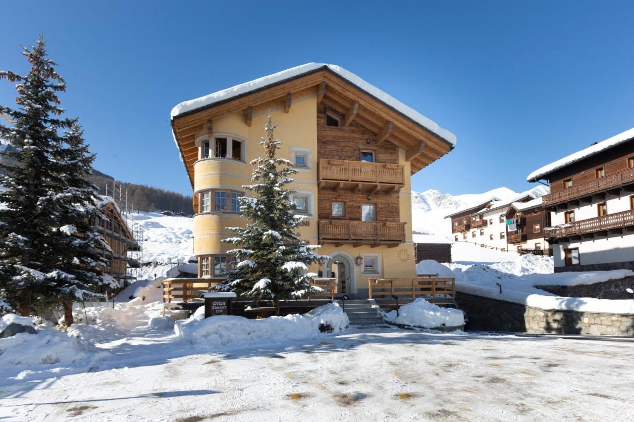 Hotel "La Suisse" Livigno Kültér fotó