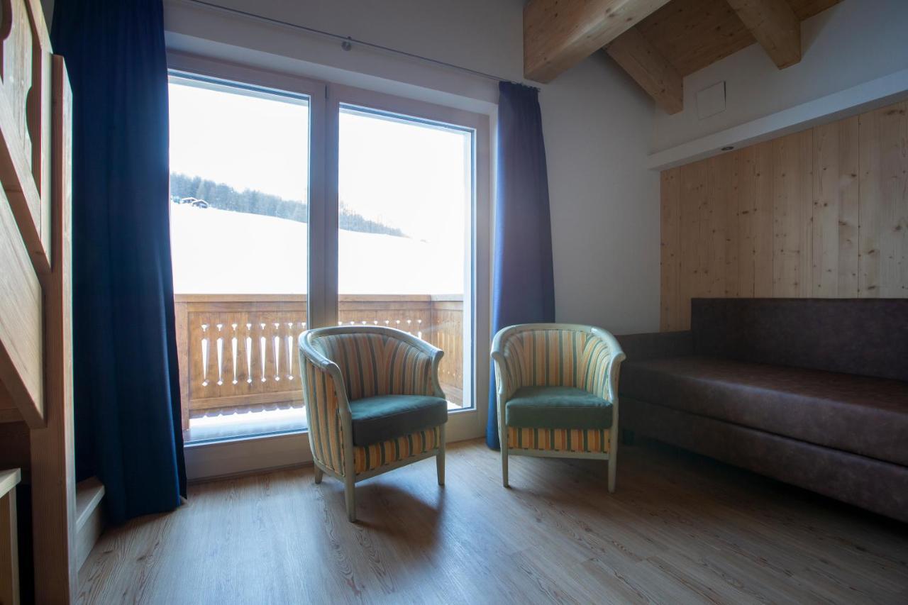 Hotel "La Suisse" Livigno Kültér fotó